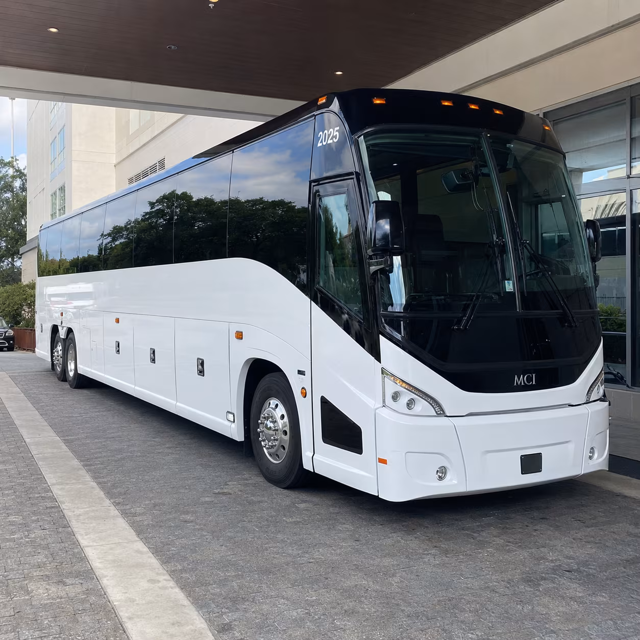 berkeley 54 passenger charter bus